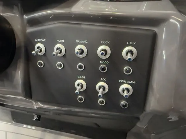 Slide: The Image of Evotti 521QL 2026 - 31