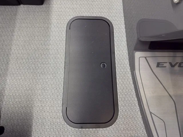 Slide: The Image of Evotti 521QL 2026 - 35