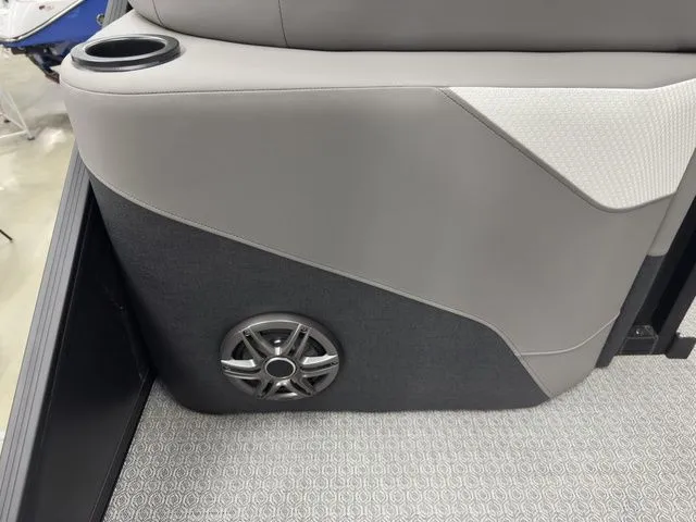 Slide: The Image of Evotti 521QL 2026 - 55