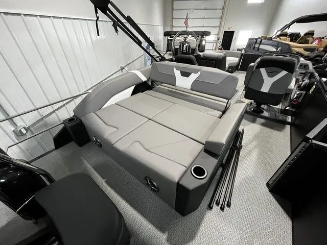 Slide: The Image of Evotti 521CS 2026 - 14