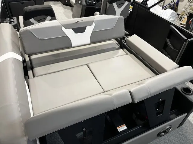 Slide: The Image of Evotti 521CS 2026 - 18