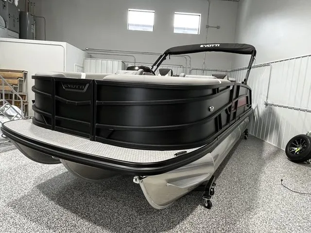 Slide: The Image of Evotti 521CS 2026 - 5