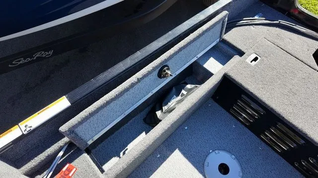 Slide: The Image of Lund 1650 Angler SS 2024 - 10