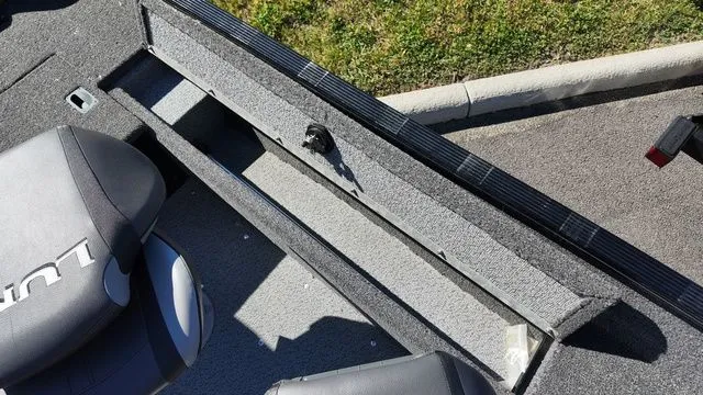 Slide: The Image of Lund 1650 Angler SS 2024 - 11