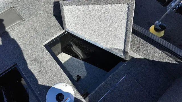 Slide: The Image of Lund 1650 Angler SS 2024 - 5