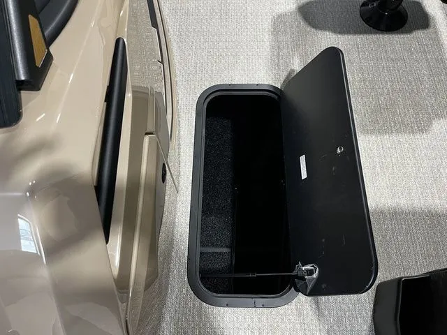 Slide: The Image of Evotti 723QL 2026 - 22