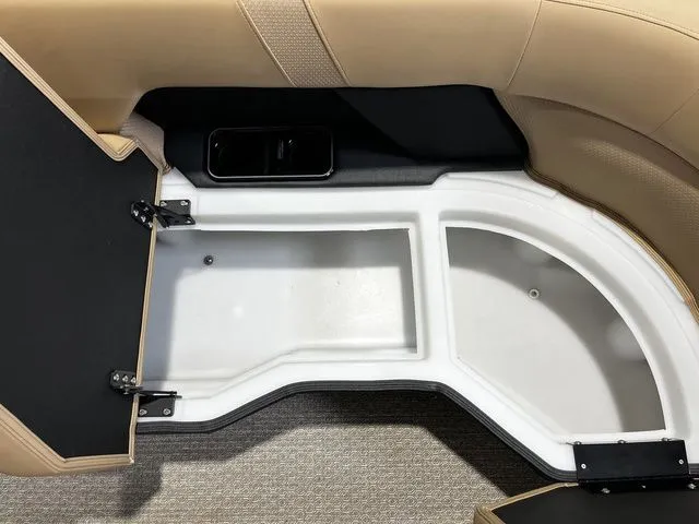 Slide: The Image of Evotti 723QL 2026 - 23