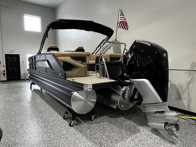 Slide: The Image of Evotti 723QL 2026 - 8