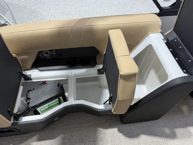 Slide: The Image of Evotti 521QL 2026 - 18