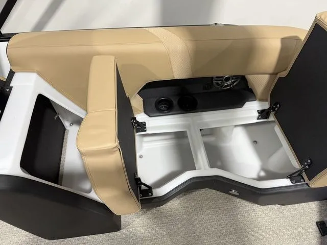 Slide: The Image of Evotti 521QL 2026 - 22