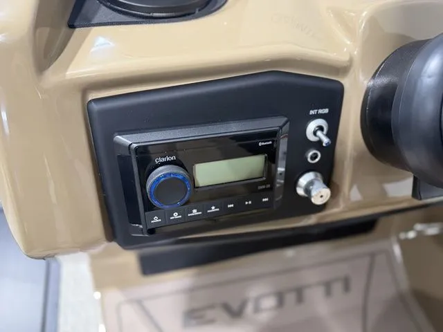 Slide: The Image of Evotti 521QL 2026 - 28