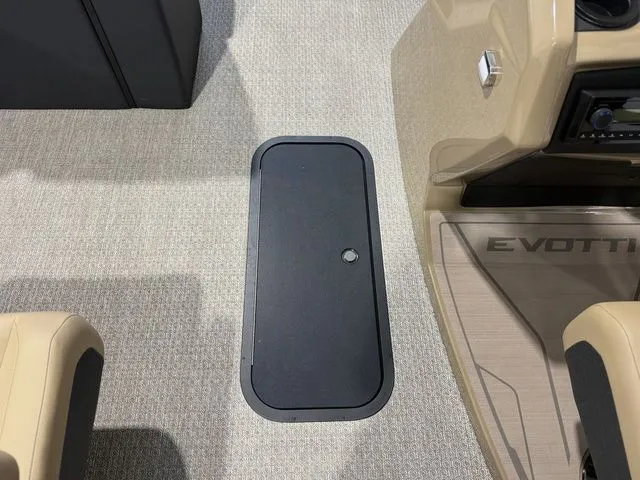 Slide: The Image of Evotti 521QL 2026 - 32