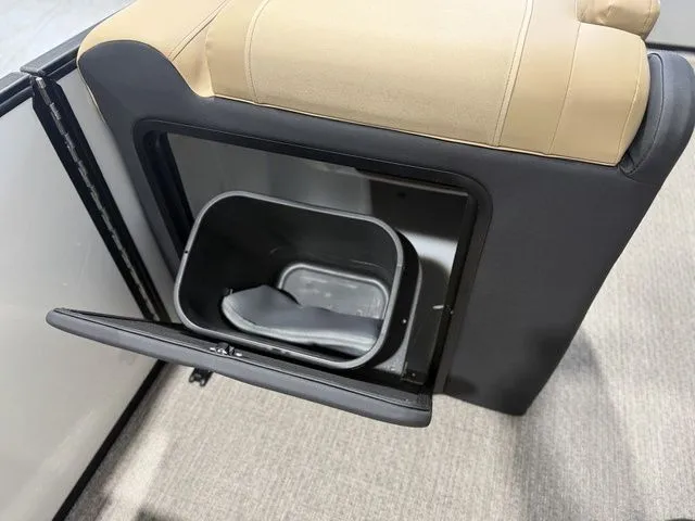 Slide: The Image of Evotti 521QL 2026 - 34