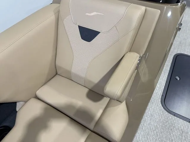 Slide: The Image of Evotti 521QL 2026 - 37