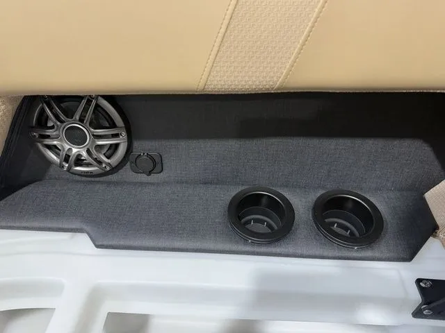 Slide: The Image of Evotti 521QL 2026 - 39