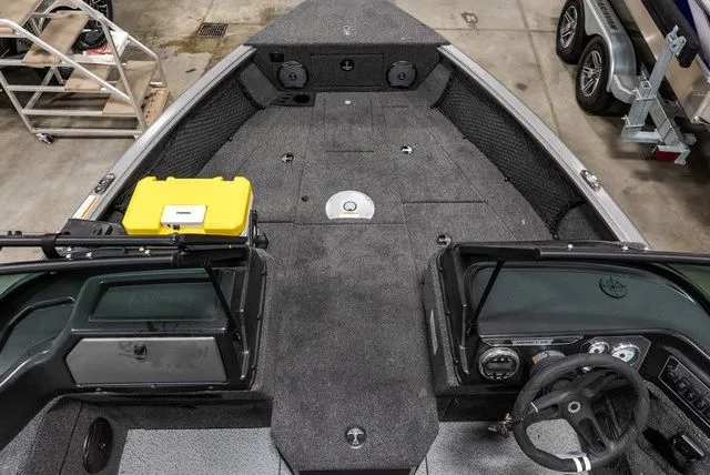 Slide: The Image of Lund 1775 Impact XS Sport 2026 - 17