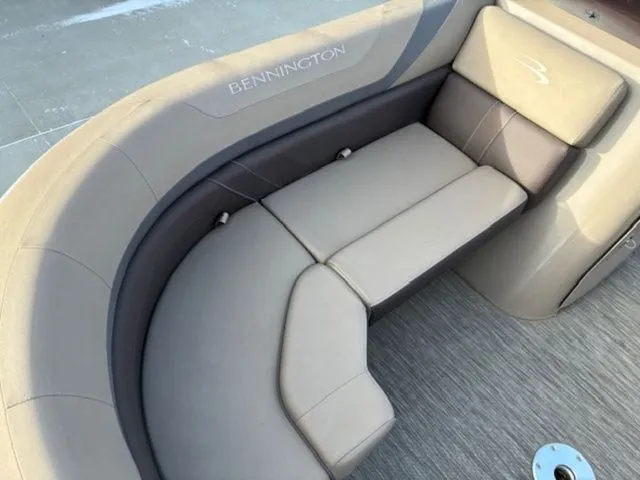 Slide: The Image of Bennington 22 SSRX 2021 - 16