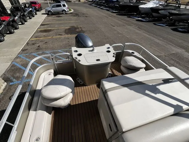 Slide: The Image of Bennington 22 SSX 2014 - 15