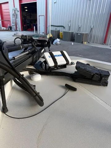 Slide: The Image of Champion 202 DC BASS & BAY 1998 - 9