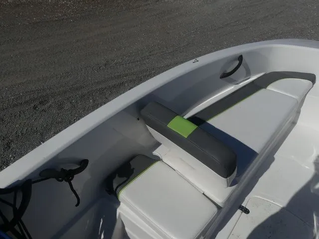 Slide: The Image of Tahoe T16 2022 - 16