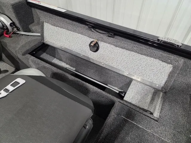 Slide: The Image of Lund 1650 Rebel XL SS 2026 - 13