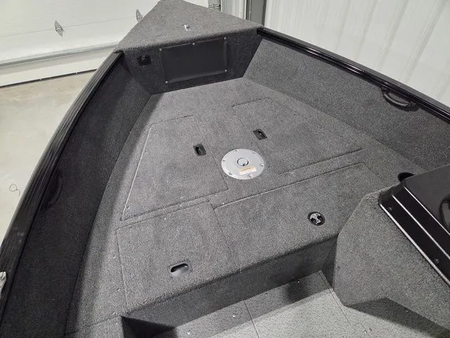 Slide: The Image of Lund 1650 Rebel XL SS 2026 - 19