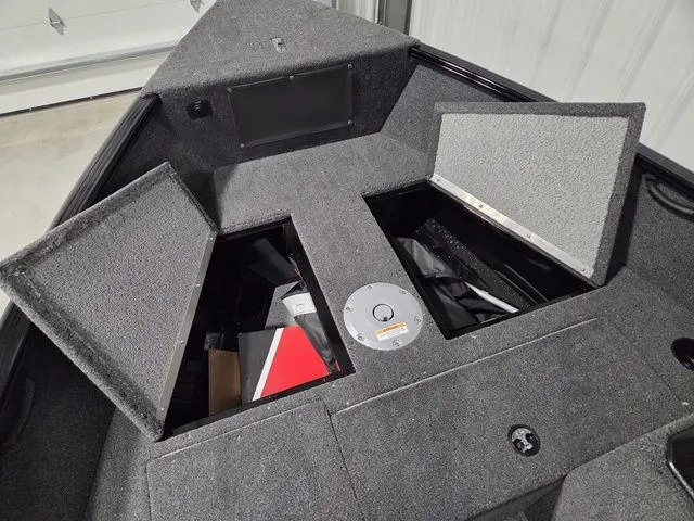 Slide: The Image of Lund 1650 Rebel XL SS 2026 - 21