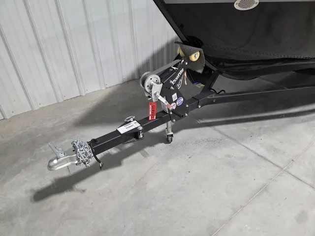 Slide: The Image of Lund 1650 Rebel XL SS 2026 - 3