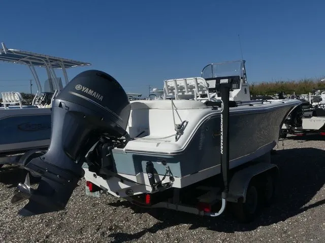 Slide: The Image of Sea Hunt Ultra 229 2021 - 4