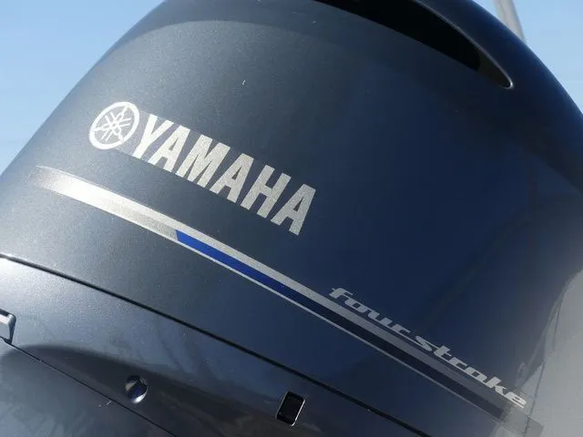 Slide: The Image of Sea Hunt Ultra 229 2021 - 9