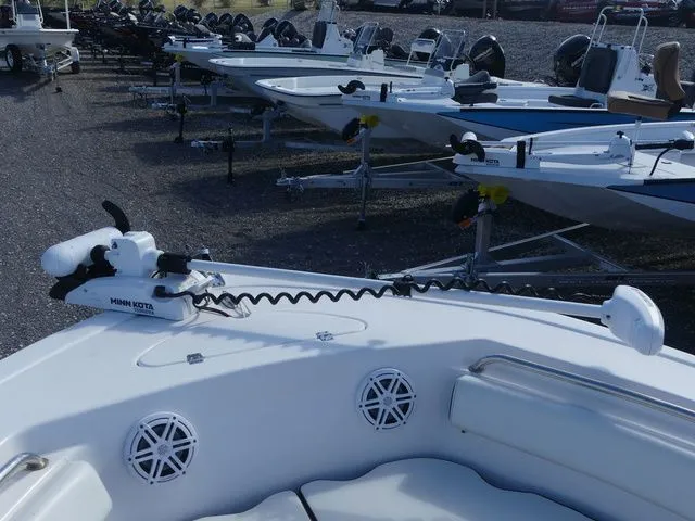 Slide: The Image of Tidewater 210 LXF 2023 - 13