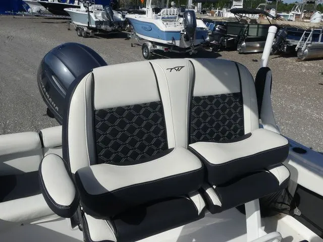 Slide: The Image of Tidewater 210 LXF 2023 - 15