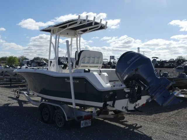 Slide: The Image of Tidewater 210 LXF 2023 - 6