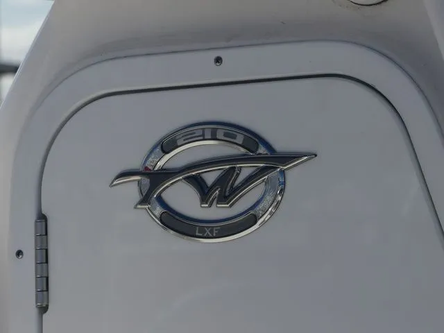 Slide: The Image of Tidewater 210 LXF 2023 - 8