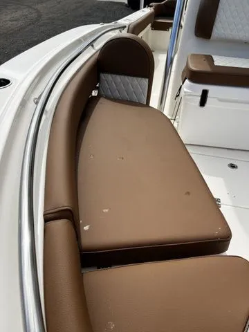 Slide: The Image of Pioneer 222 Islander 2026 - 9