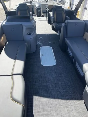 Slide: The Image of Godfrey SW 2286 Split Bench W/ Co-Captain Chair 2026 - 20