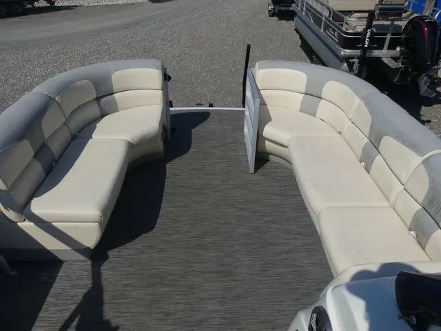 Slide: The Image of Lexington 523 2022 - 16