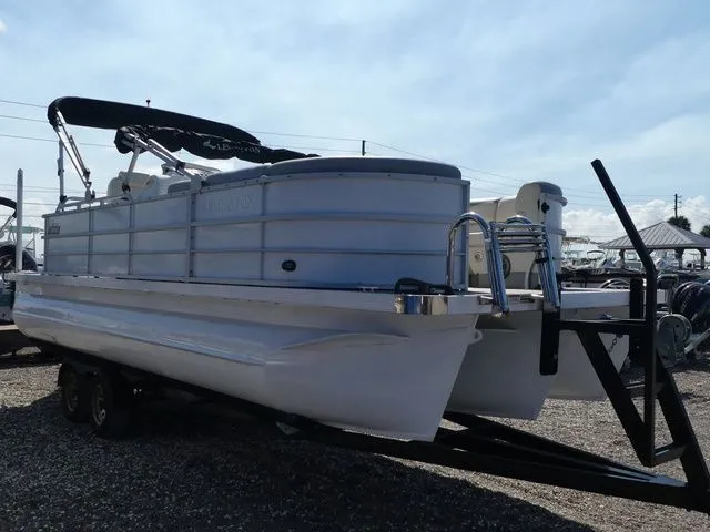 Slide: The Image of Lexington 523 2022 - 3