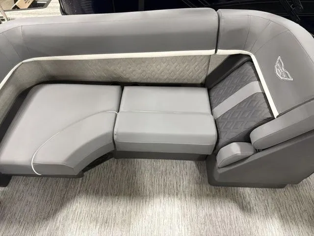 Slide: The Image of Bennington M Quad Bench 22 MFB 2026 - 15