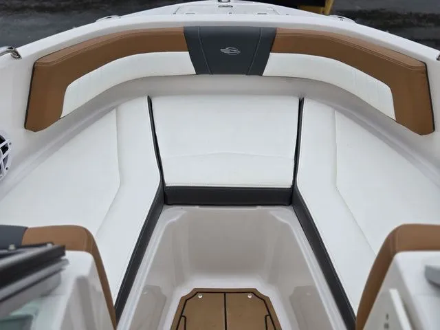 Slide: The Image of Chaparral 21 SSi 2023 - 18