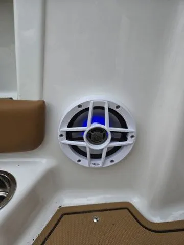 Slide: The Image of Chaparral 21 SSi 2023 - 31