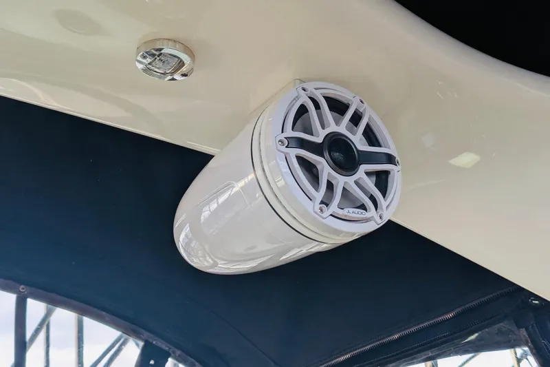 Slide: The Image of Speaker system on 2002 Sea Ray Sundancer 320 boat, featuring JL Audio marine speaker. - 15