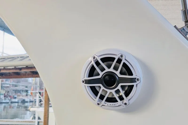 Slide: The Image of JL Audio speaker on a 2002 Sea Ray Sundancer 320 boat. - 18
