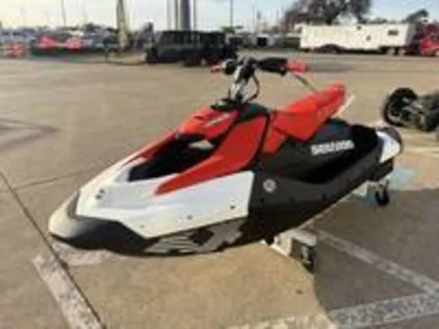 Slide: The Image of Sea-Doo Spark™Trixx for 3 Rotax® 900 ACE™ - 90 iBR and Aud 2026 - 3