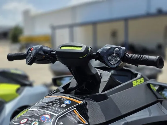 Slide: The Image of Sea-Doo RXT-X 2026 - 15