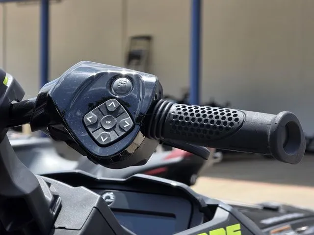 Slide: The Image of Sea-Doo RXT-X 2026 - 16