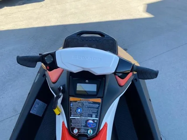 Slide: The Image of Sea-Doo Spark 2026 - 25