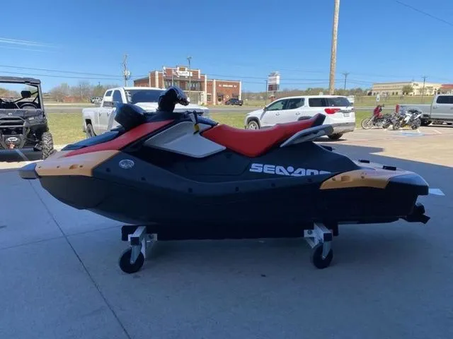 Slide: The Image of Sea-Doo Spark 2026 - 8
