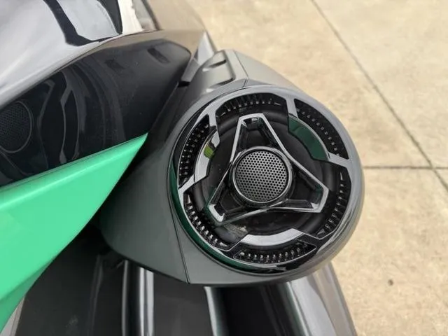 Slide: The Image of Sea-Doo GTI SE 170 2026 - 15