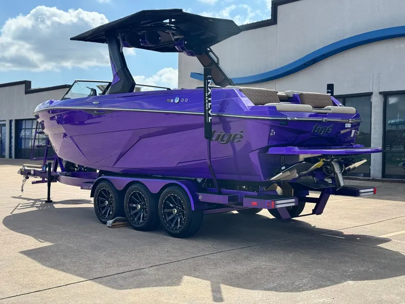 Slide: The Image of Tigé Z3 2026 - 3